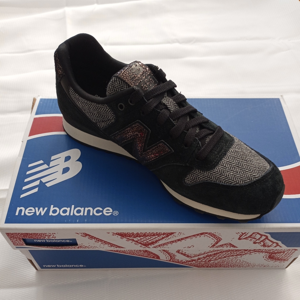 NEW BALANCE